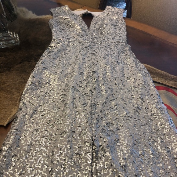 BCBGMAXAZRIA Cain Sequin Applique Dress - Picture 6 of 11